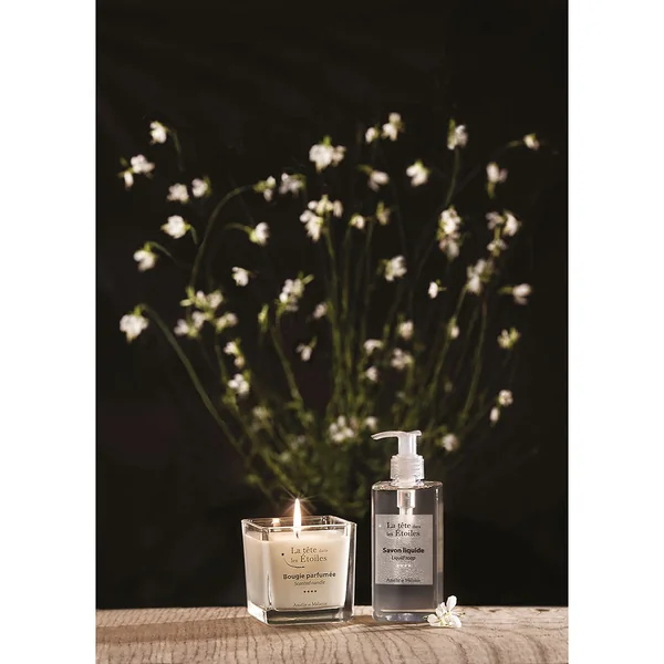 Bougie parfumée poivre rose, rose, musc noir 45h - La tête dans les étoiles