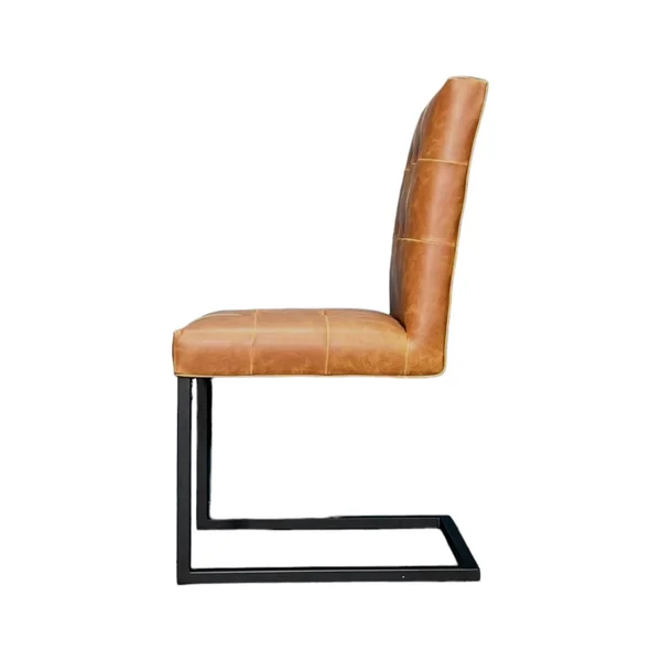 Chaise moderne camel (lot de 2) OKA