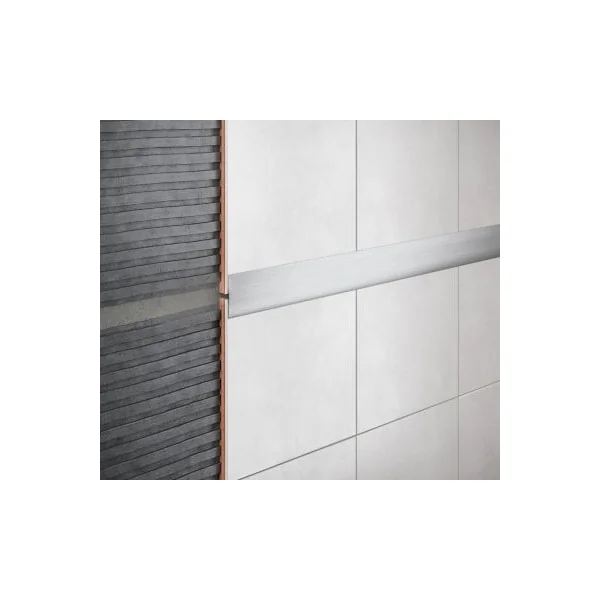 Profilé de transition intérieur Diall droit aluminium effet chromé poli L.2,5m x l.2,6cm x ep.11mm