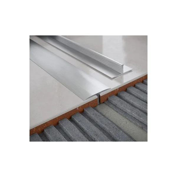Profilé de transition intérieur Diall droit aluminium effet chromé poli L.2,5m x l.2,6cm x ep.11mm