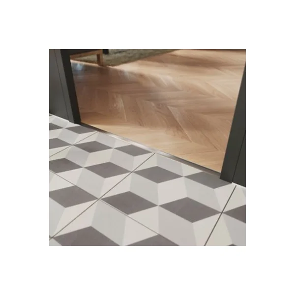 Profilé de transition intérieur Diall droit aluminium effet chromé poli L.2,5m x l.2,6cm x ep.11mm